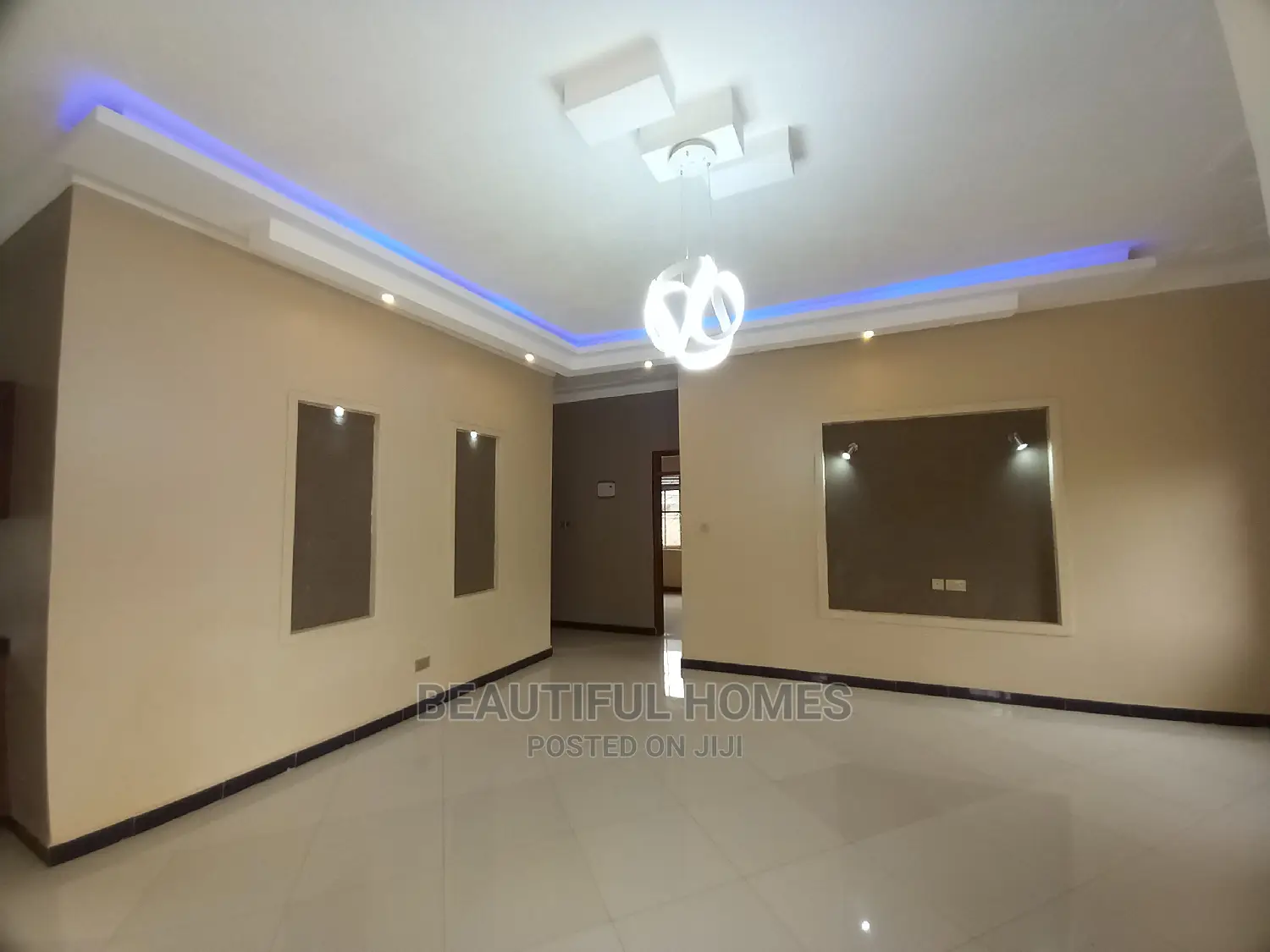 Furnished 4bdrm Bungalow in Kira Gated Tarmack for Sale in Kira