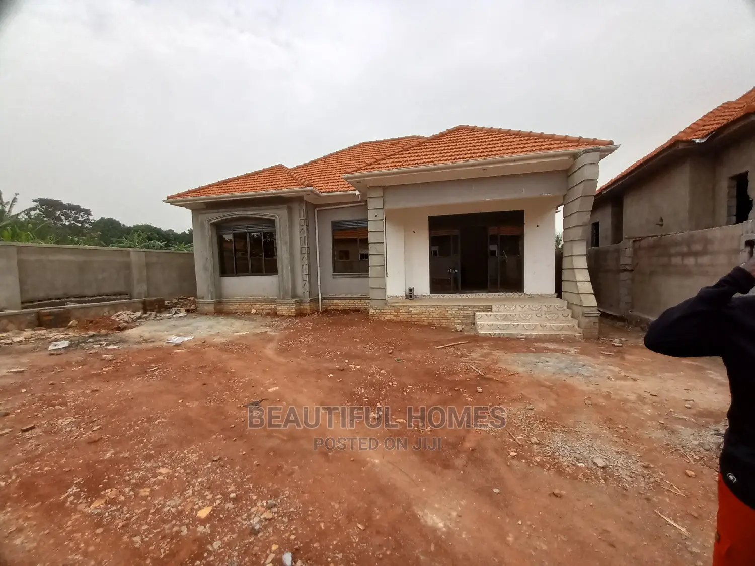 Furnished 4bdrm House in Kira Corporate for Sale in Kira