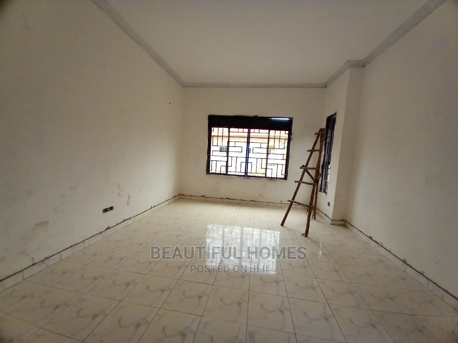 Furnished 4bdrm House in Kira Corporate for Sale in Kira