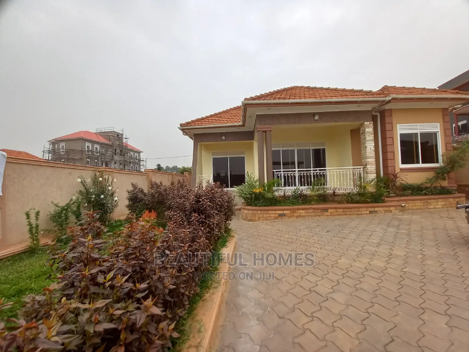 Furnished 5bdrm House in Kira for Sale in Kira