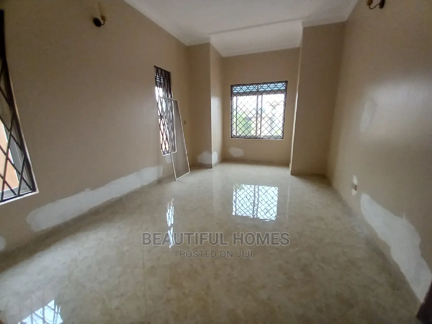 Furnished 4bdrm Bungalow in Kira Splendid for Sale in Kira