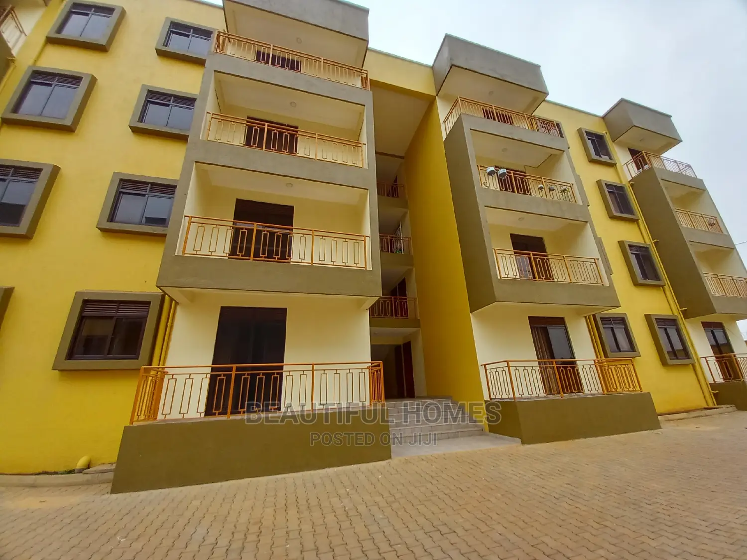 Furnished 2bdrm Condo in Kisaasi Corporate, Central Division for Sale in Central Division