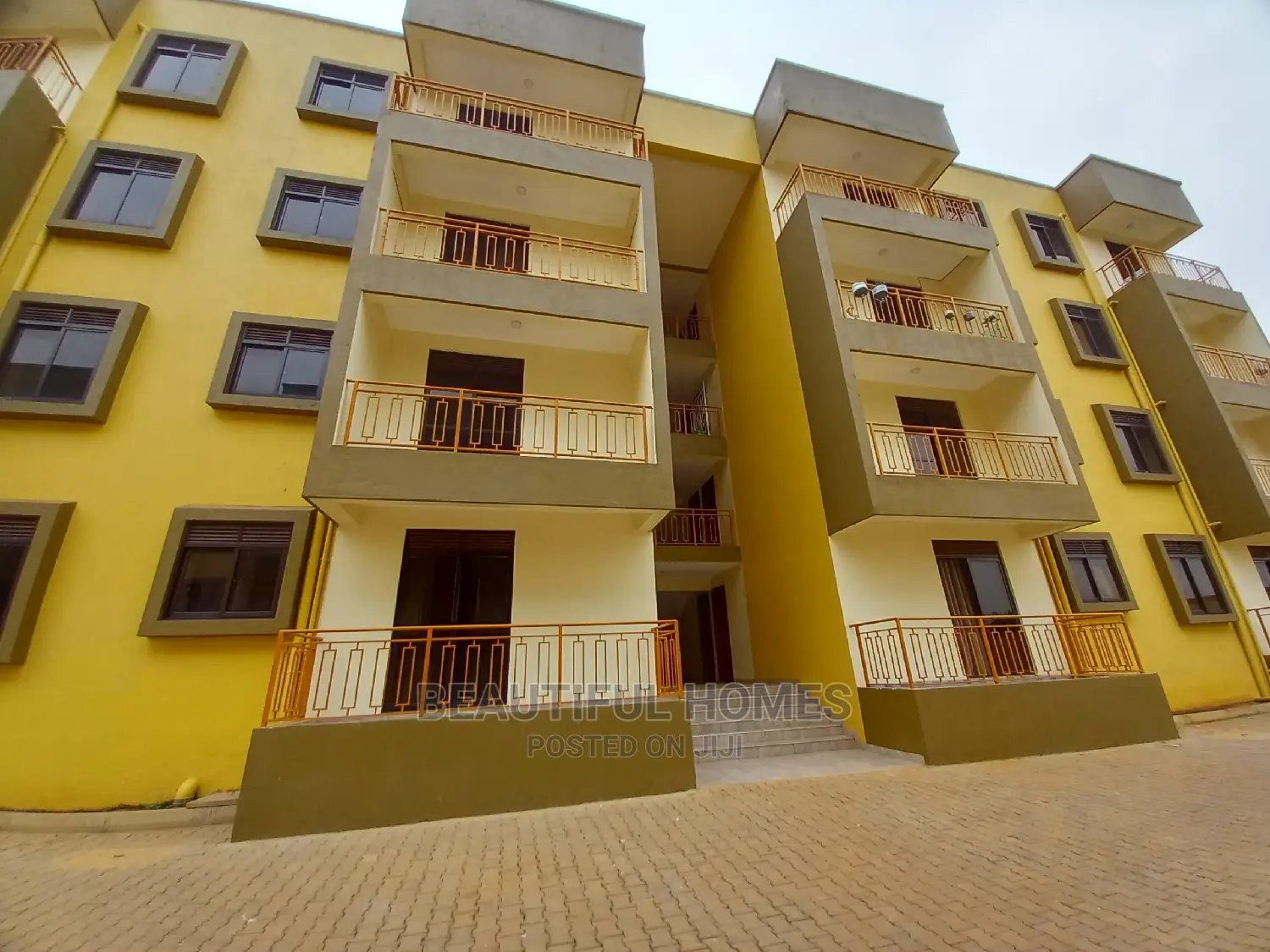 Furnished 2bdrm Condo in Kisaasi Corporate, Central Division for Sale in Central Division