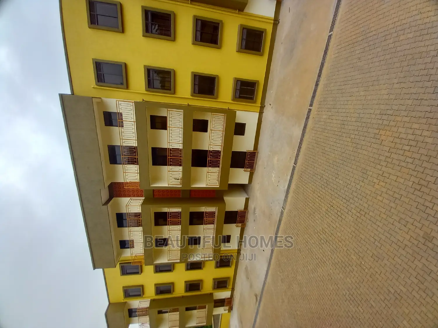 Furnished 2bdrm Condo in Kisaasi Corporate, Central Division for Sale in Central Division