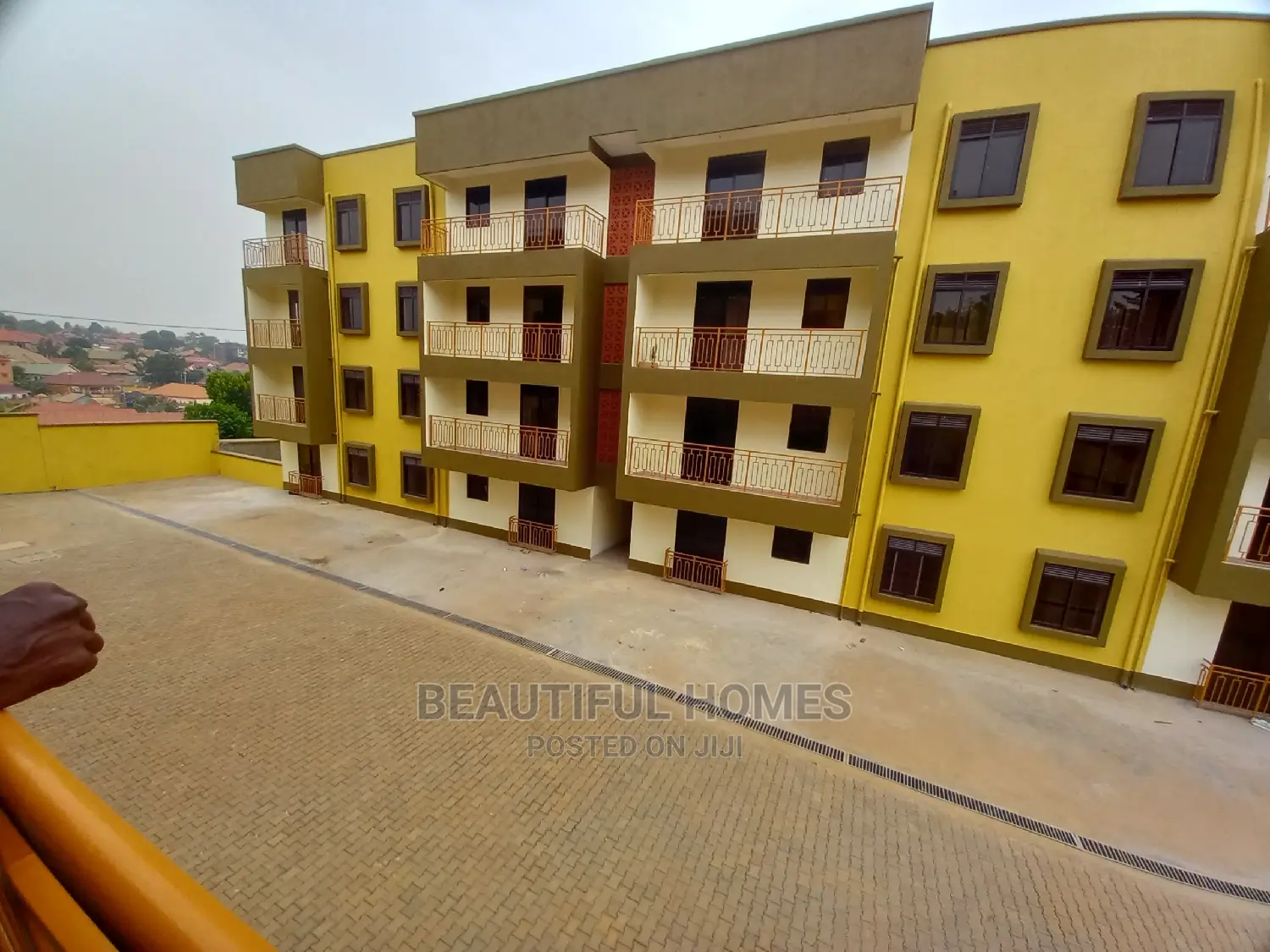 Furnished 2bdrm Condo in Kisaasi, Central Division for Sale in Central Division