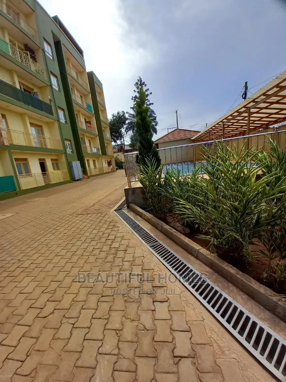Furnished 2bdrm Condo in Bukoto, Central Division for Sale in Central Division
