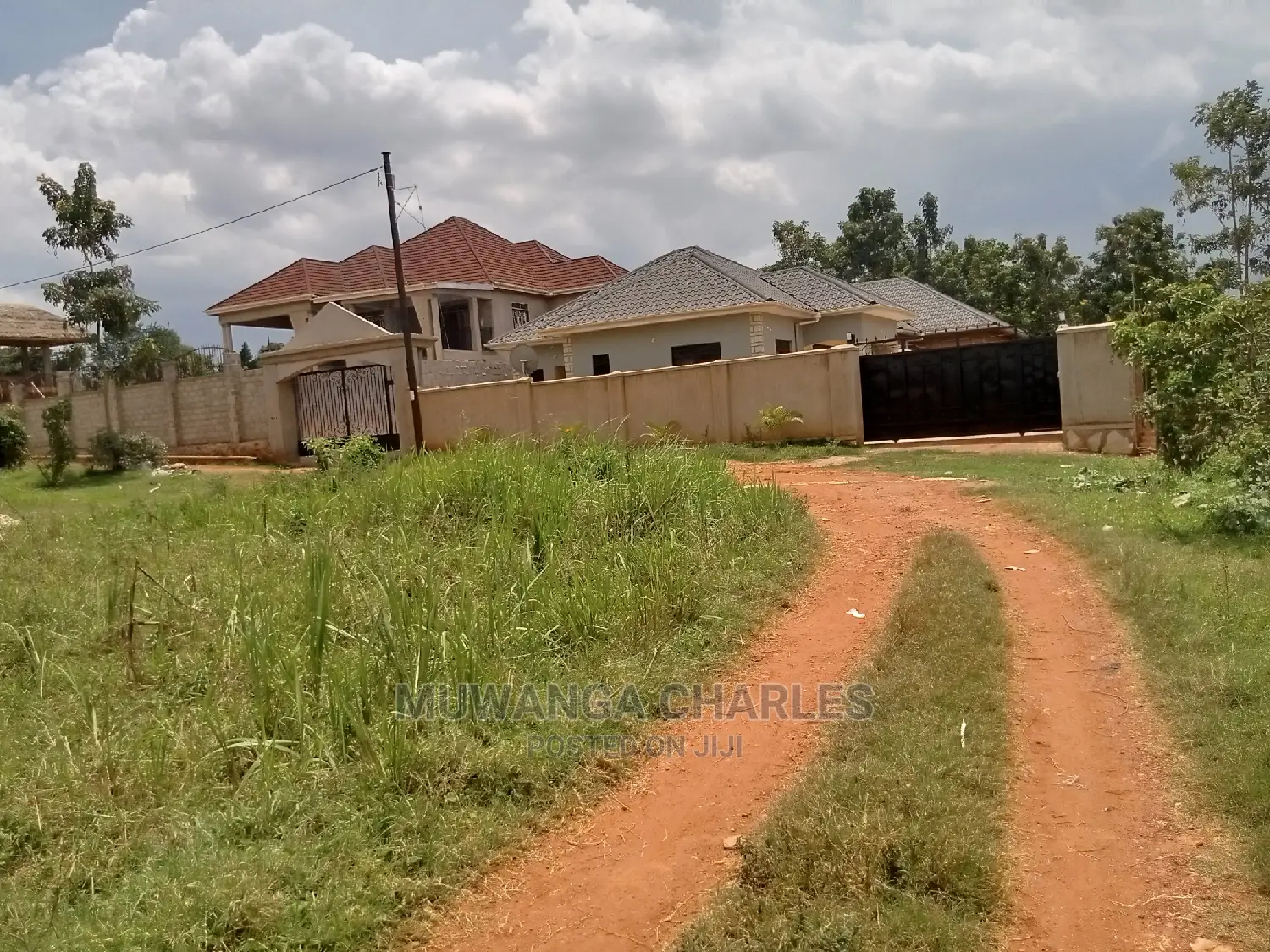 12decimals For Sale In Buwate in Central Division