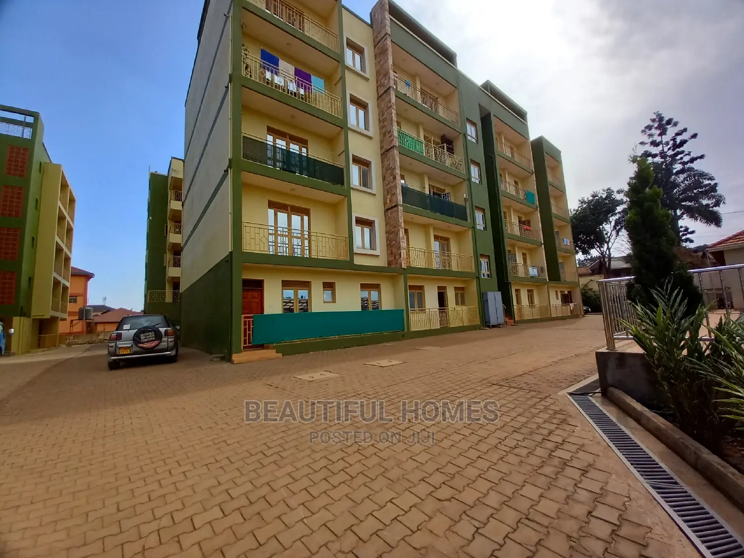 Furnished 2bdrm Condo in Bukoto, Central Division for Sale in Central Division
