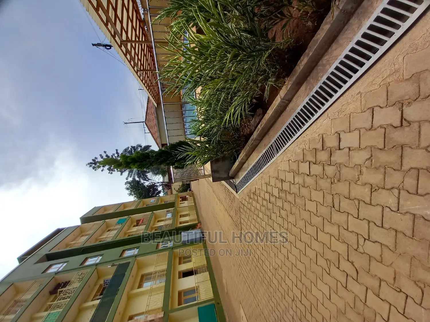 Furnished 2bdrm Condo in Bukoto, Central Division for Sale in Central Division