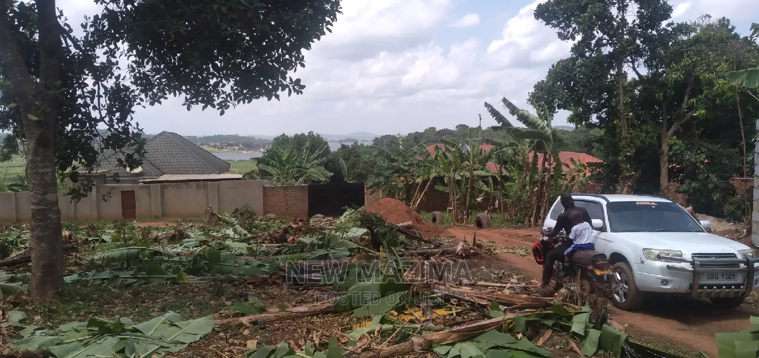 Affordable Sweet Plot Quicksale After Munyonyo With Gd View in Makindye