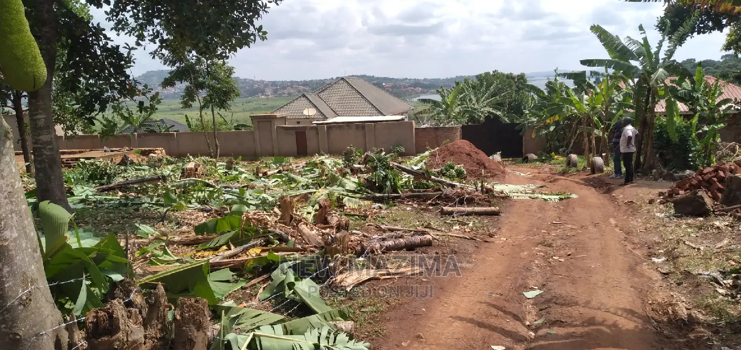 Affordable Sweet Plot Quicksale After Munyonyo With Gd View in Makindye