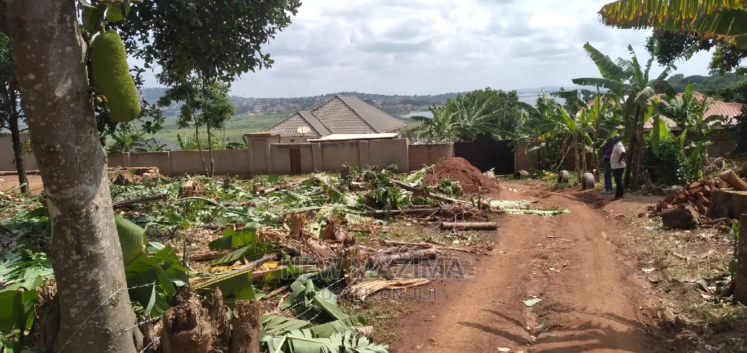 Affordable Sweet Plot Quicksale After Munyonyo With Gd View in Makindye