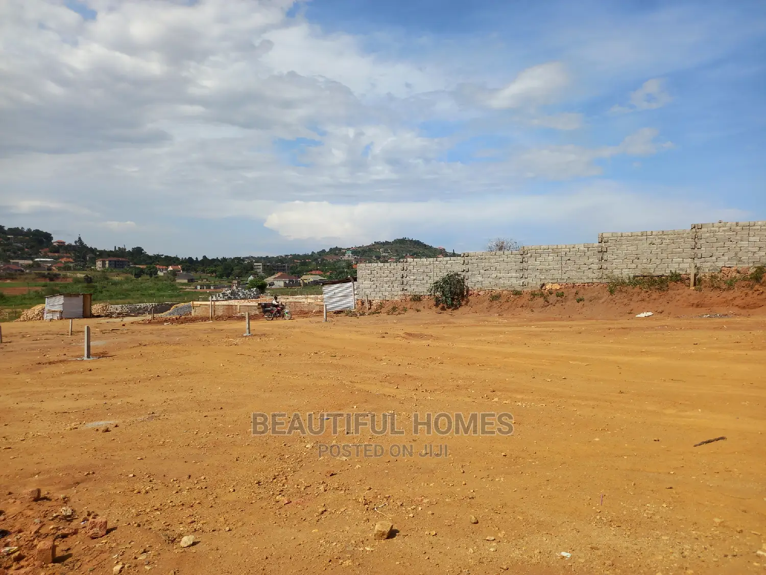 Kasangati 100^100 in Gated Estate on Sale in Nangabo
