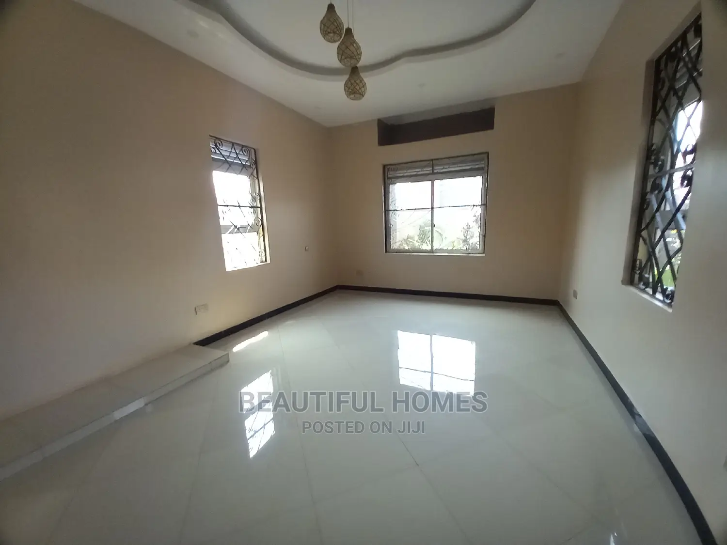 Furnished 4bdrm House in Kira Mamerito Road for Sale in Kira