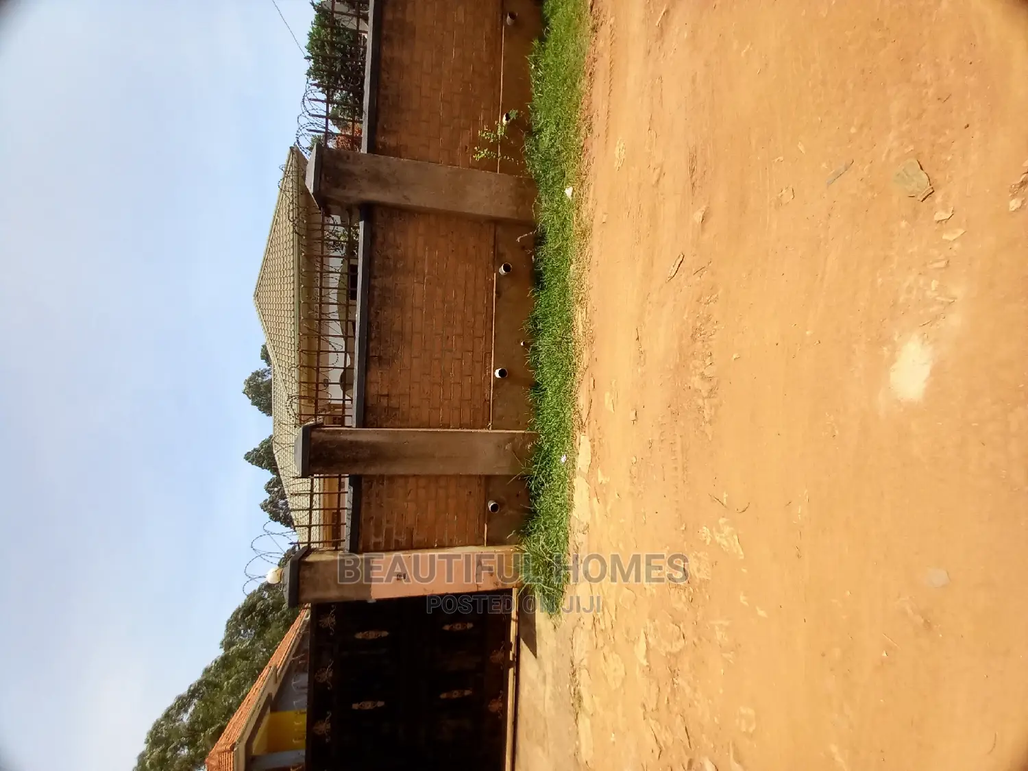 Furnished 4bdrm House in Kira 1,Posh for Sale in Kira