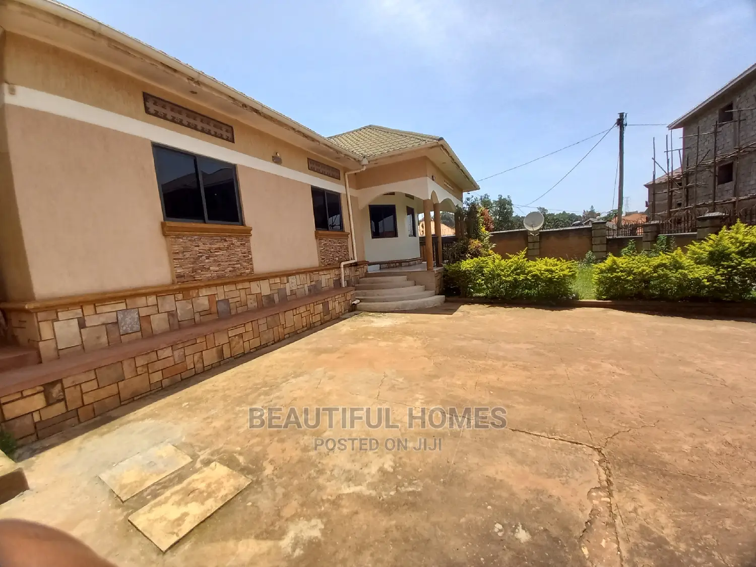 Furnished 4bdrm House in Kira 1,Posh for Sale in Kira