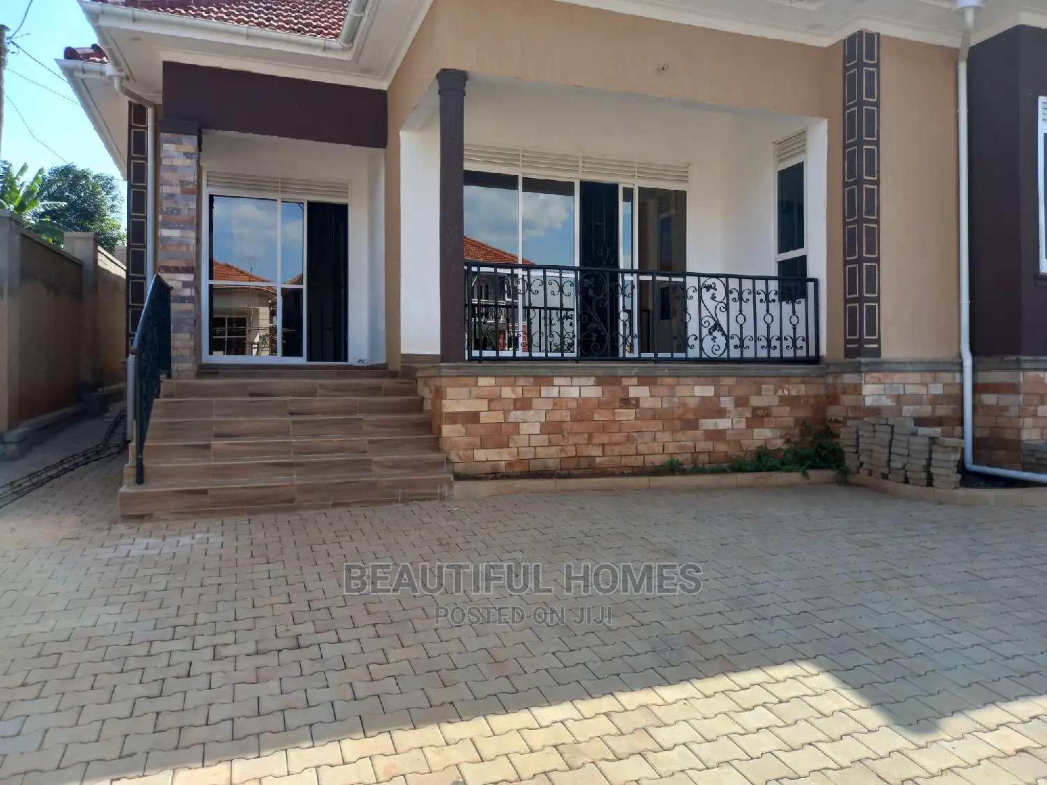 Furnished 4bdrm House in Kira Executive for Sale in Kira