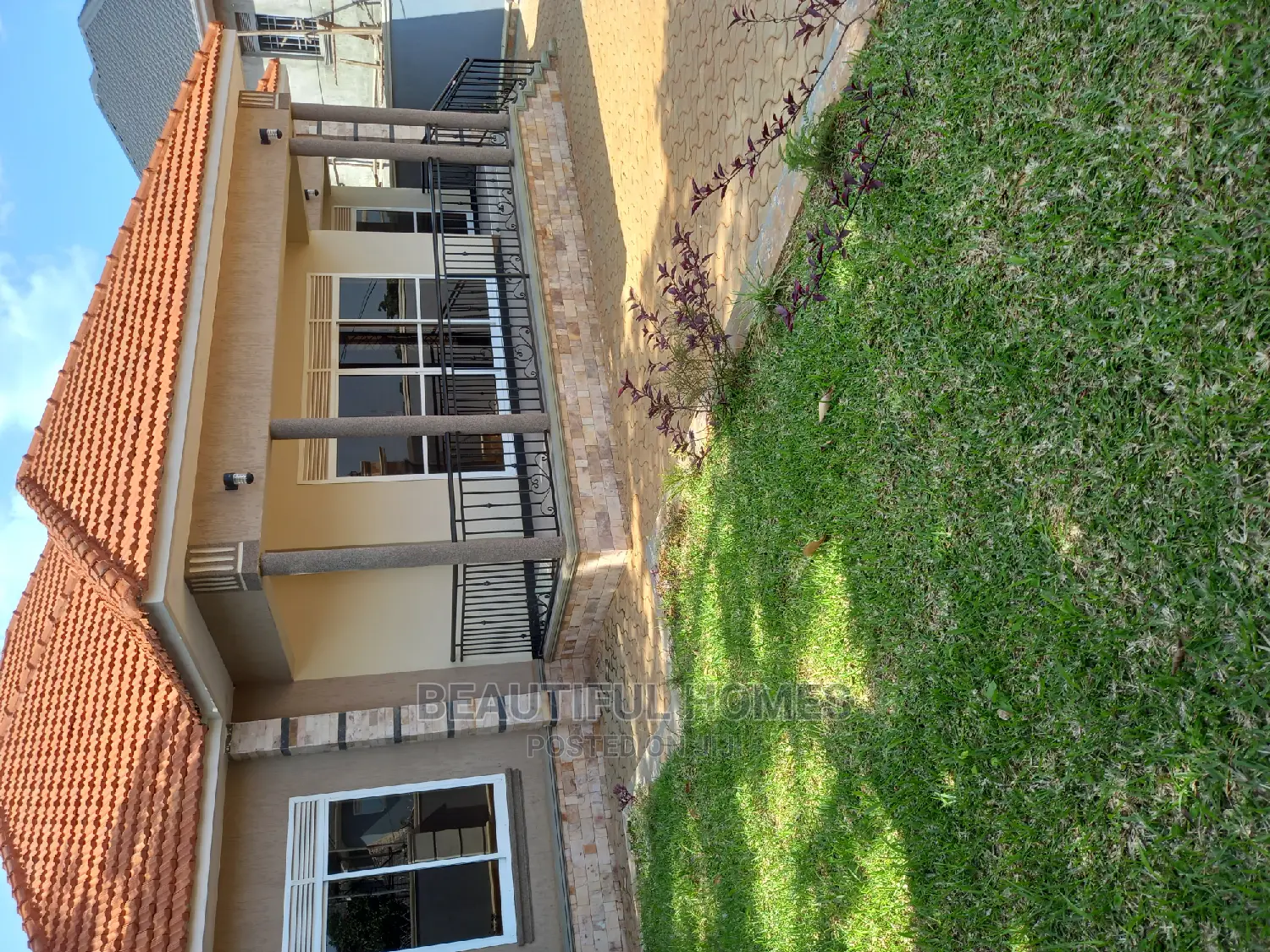 Furnished 4bdrm Bungalow in Kira for Sale in Kira
