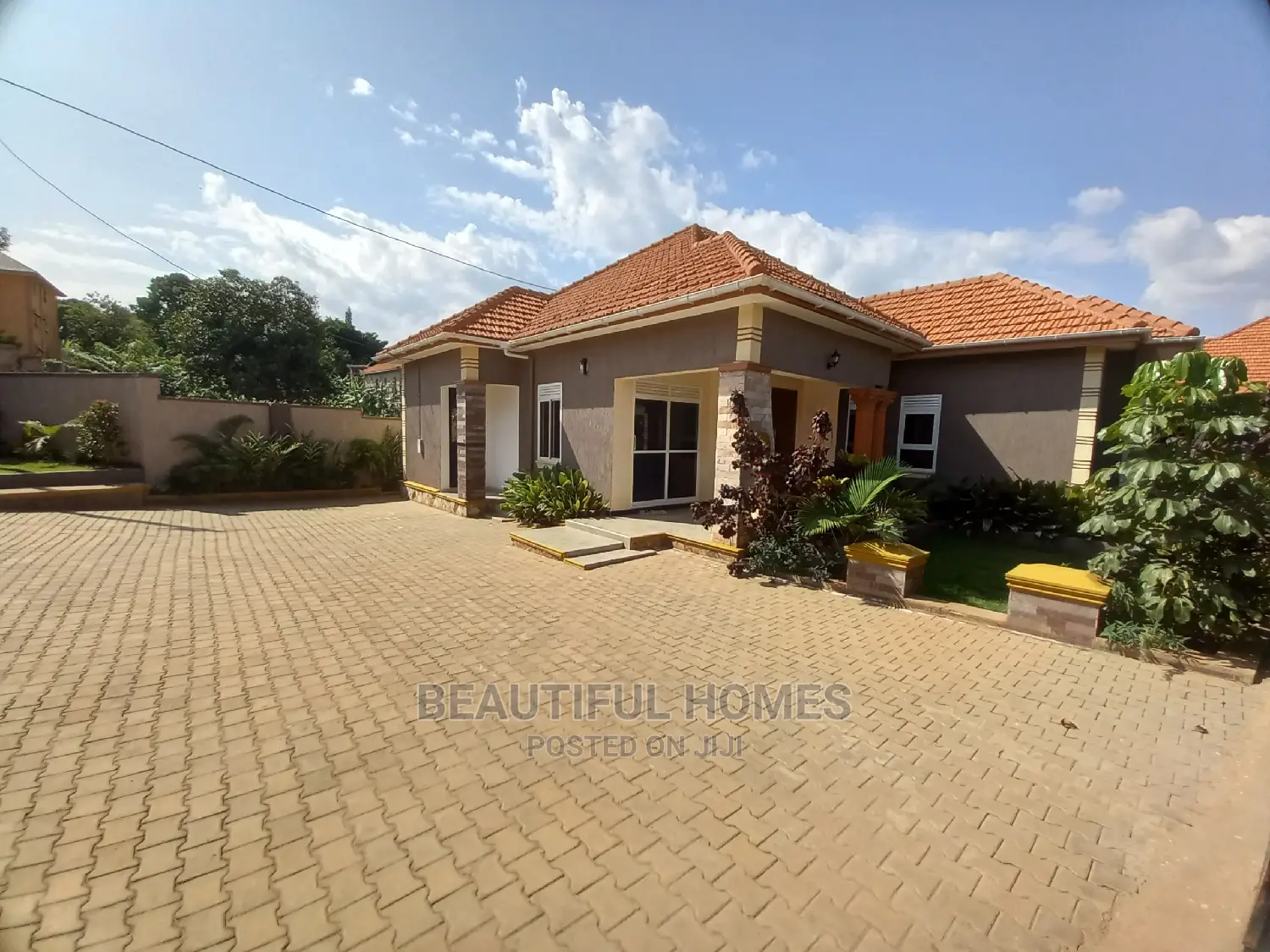 Furnished 4bdrm House in Kira Ministers for Sale in Kira