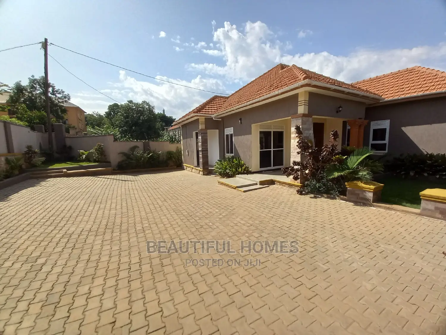Furnished 4bdrm House in Kira Ministers for Sale in Kira