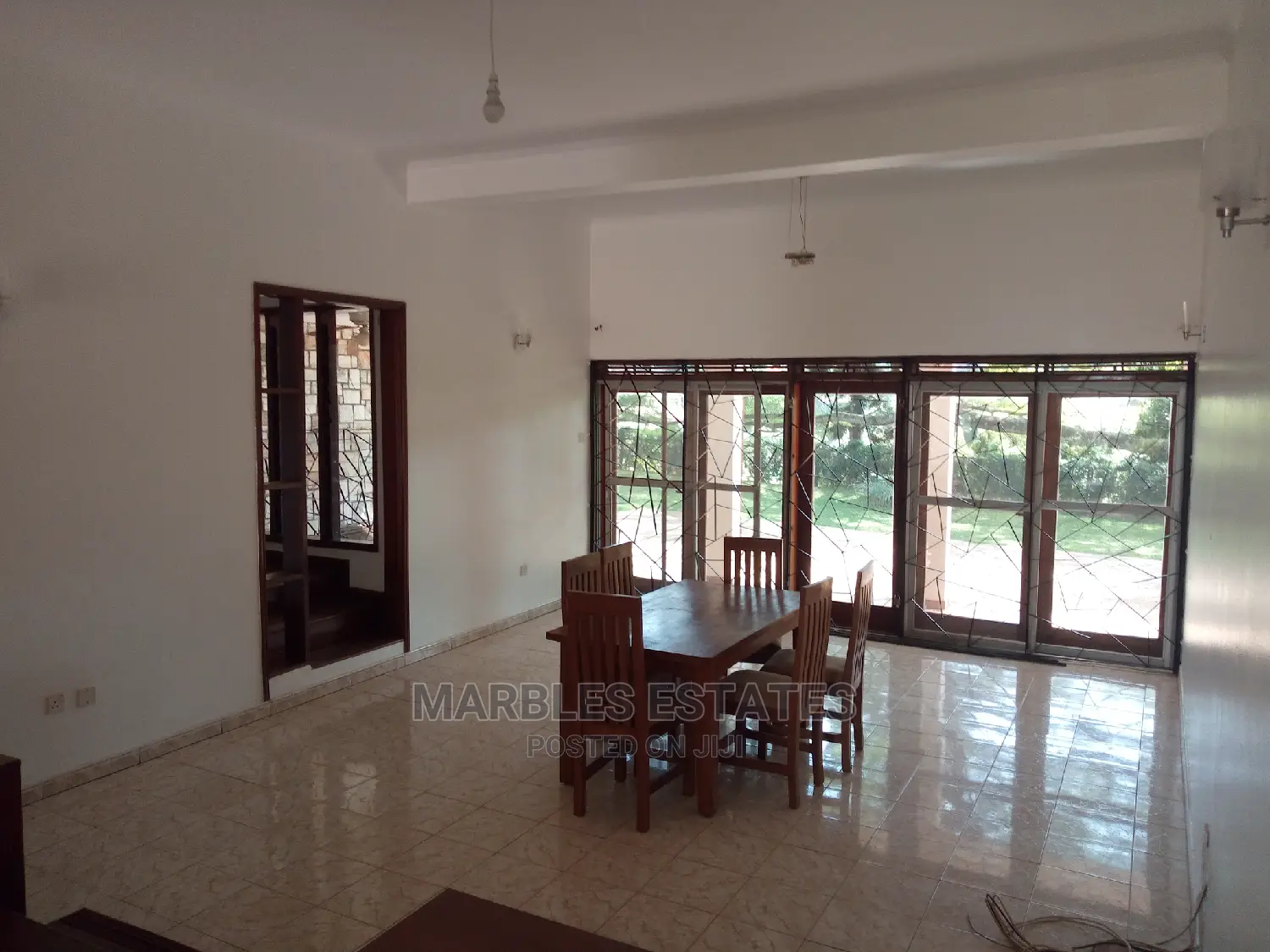 4bdrm Apartment in Central Division for Rent in Central Division