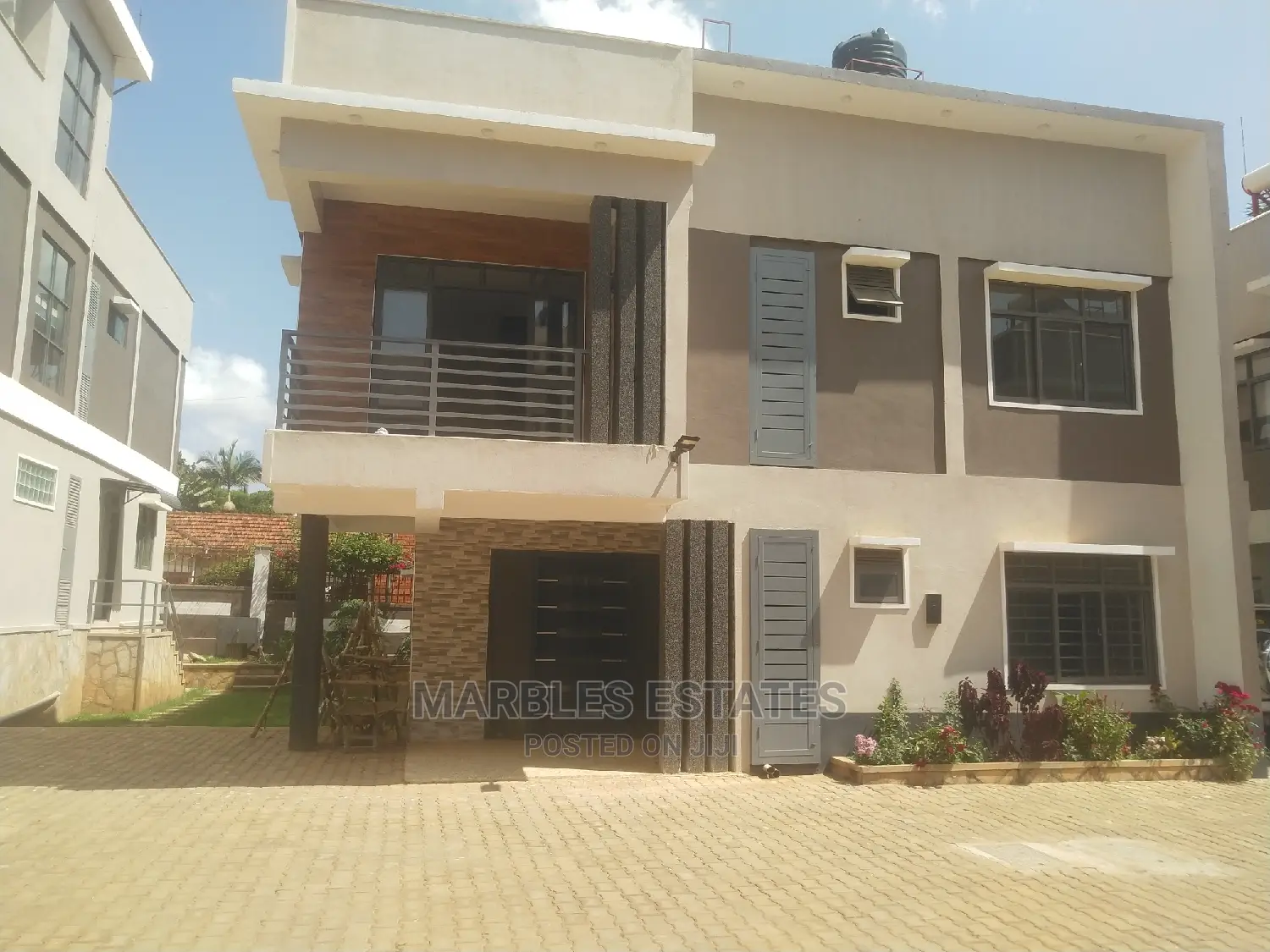 4bdrm Townhouse/Terrace in Naguru, Central Division for Sale in Central Division
