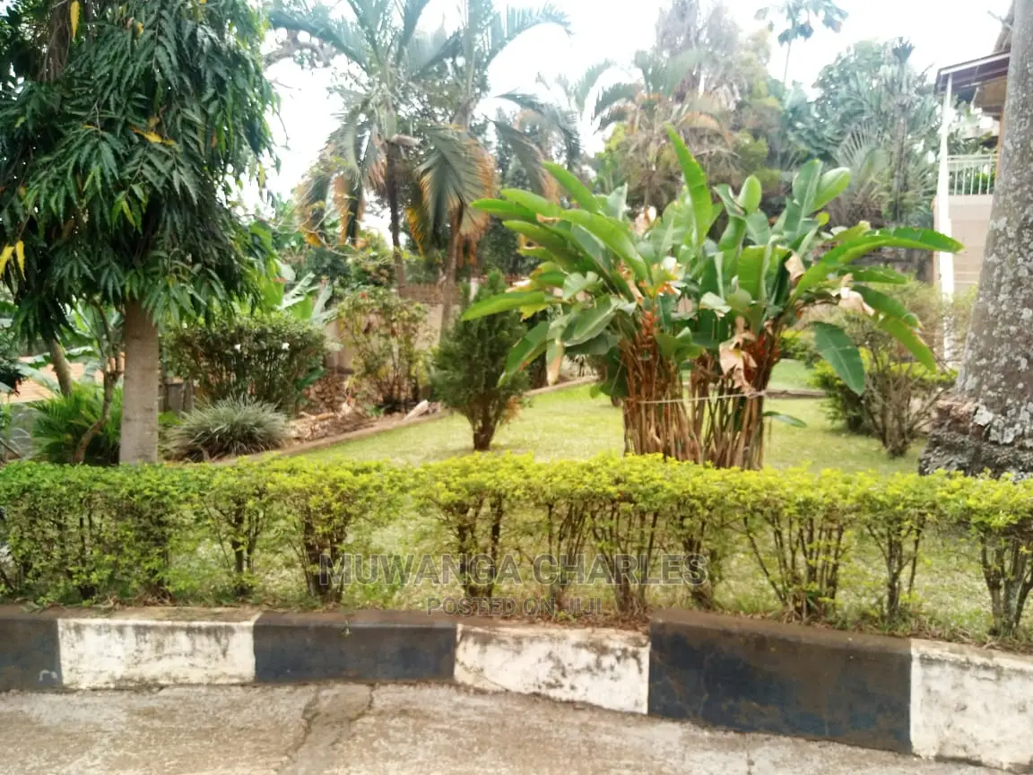 5bdrm Duplex in Fs Properties Ltd, Central Division for Rent in Central Division