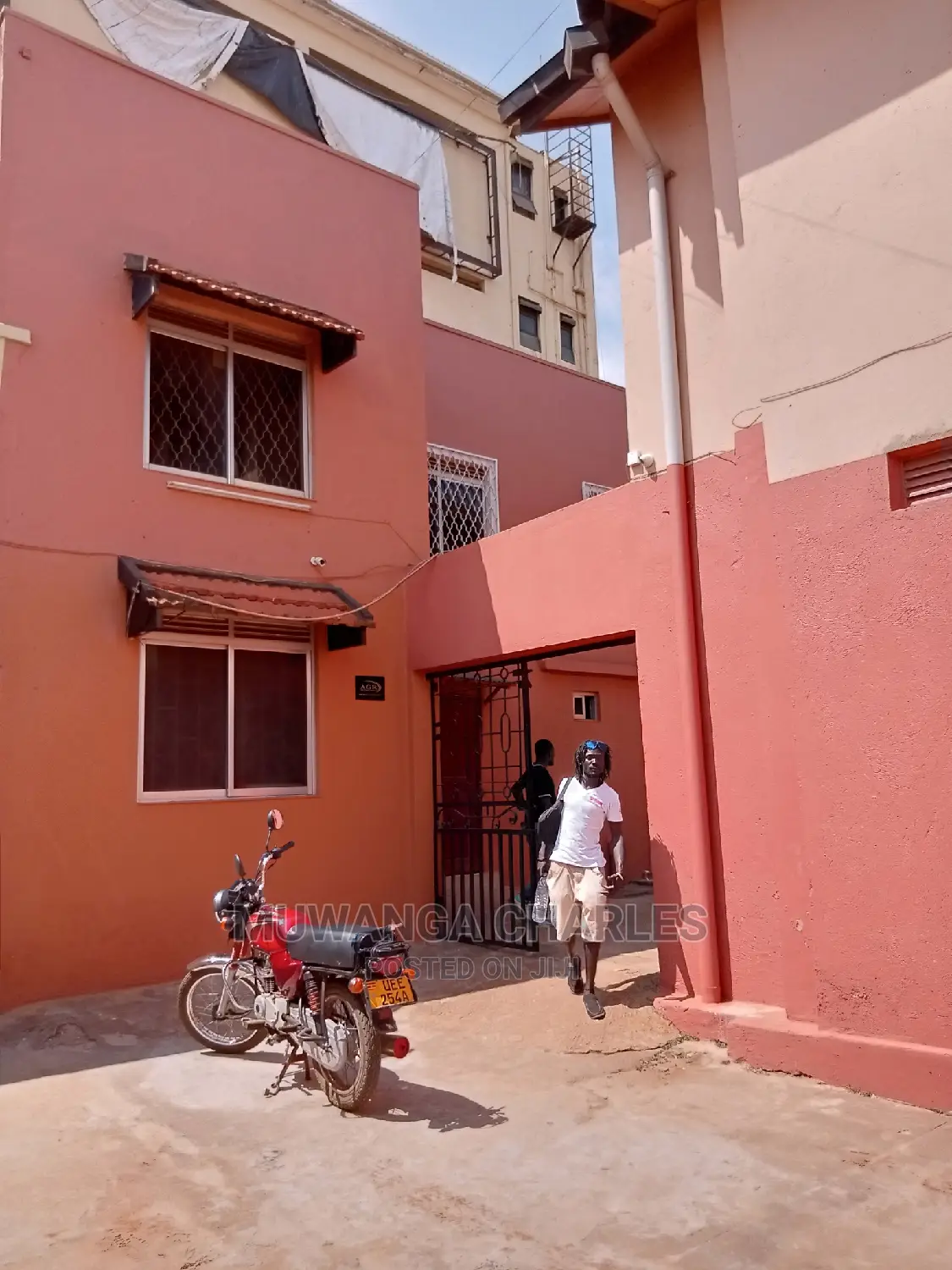 Office for Rent in Kamwokya in Central Division
