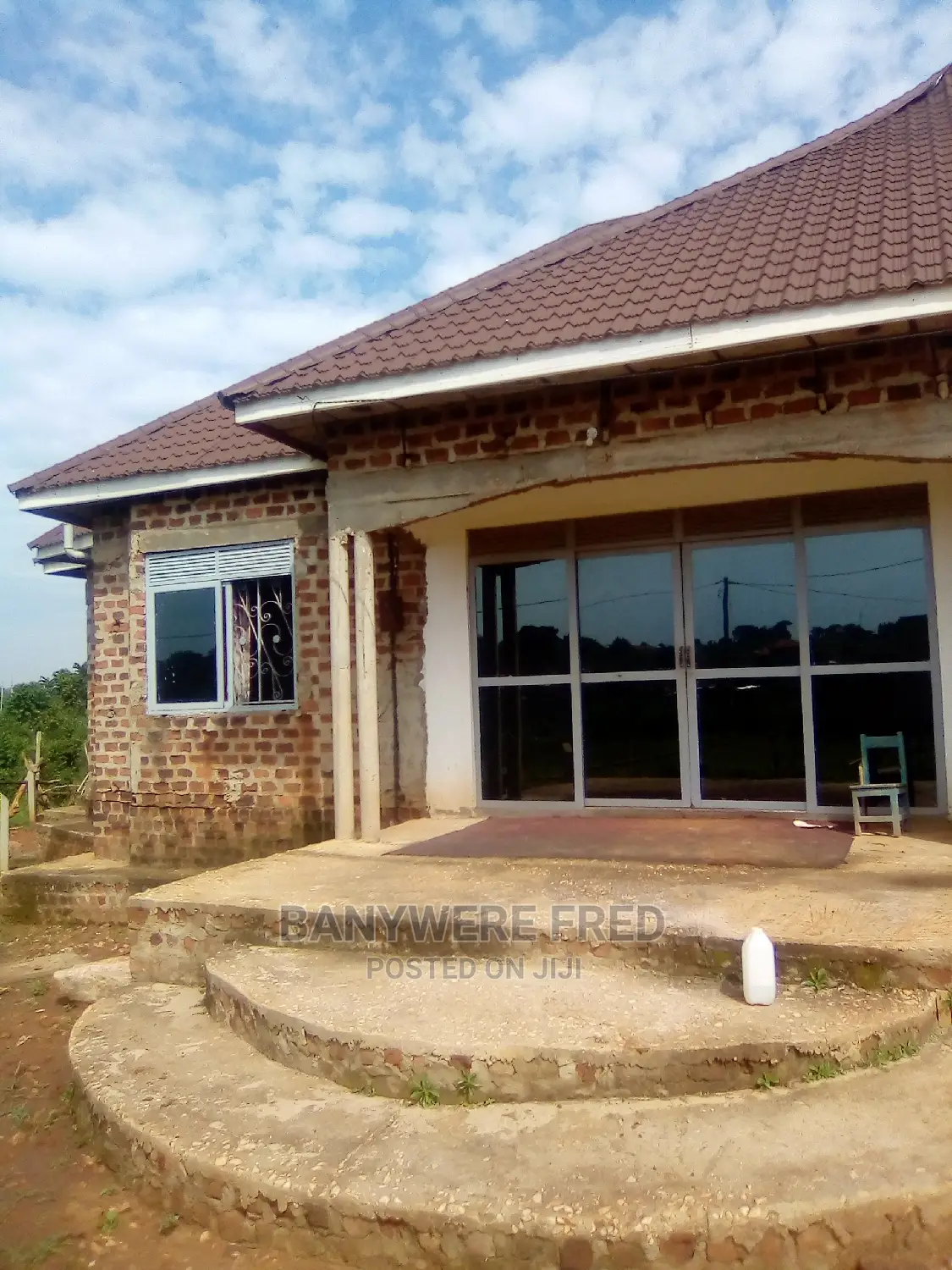 Furnished 3bdrm Bungalow in Kira for Sale in Kira