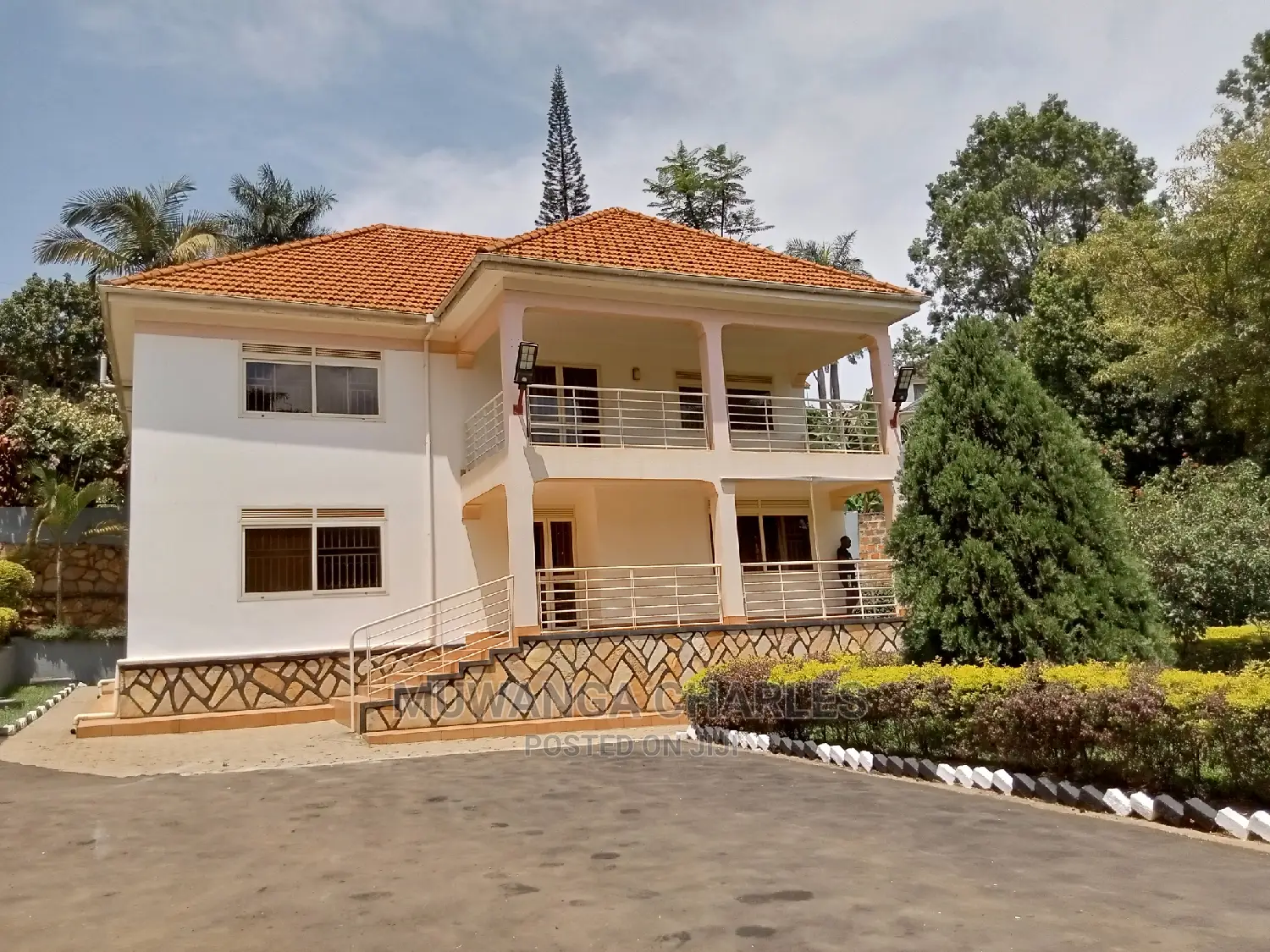 4bdrm Duplex in Fs Properties Ltd, Central Division for Rent in Central Division