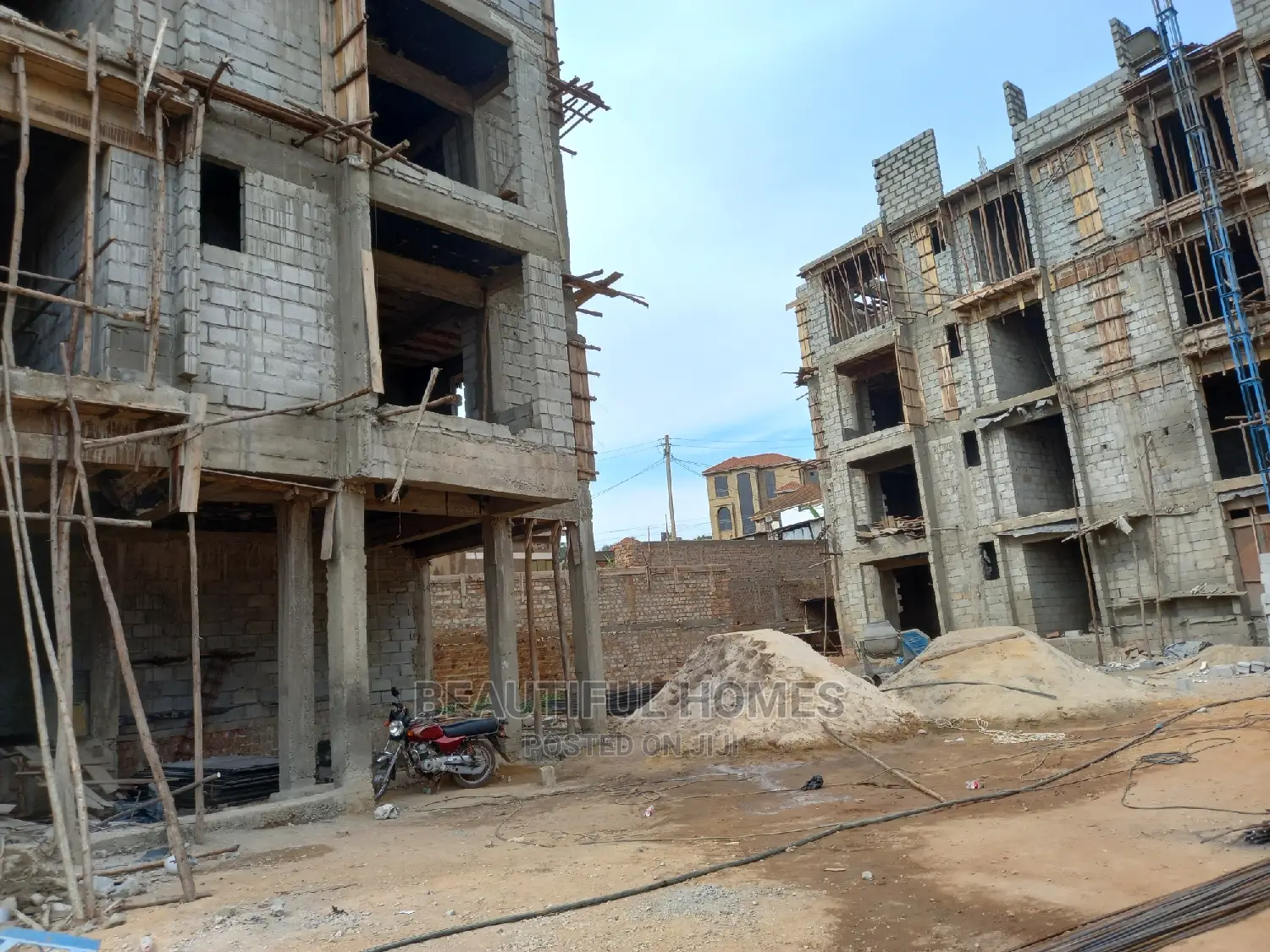 Furnished 1bdrm Block of Flats in Munyonyo, Makindye for Sale in Makindye