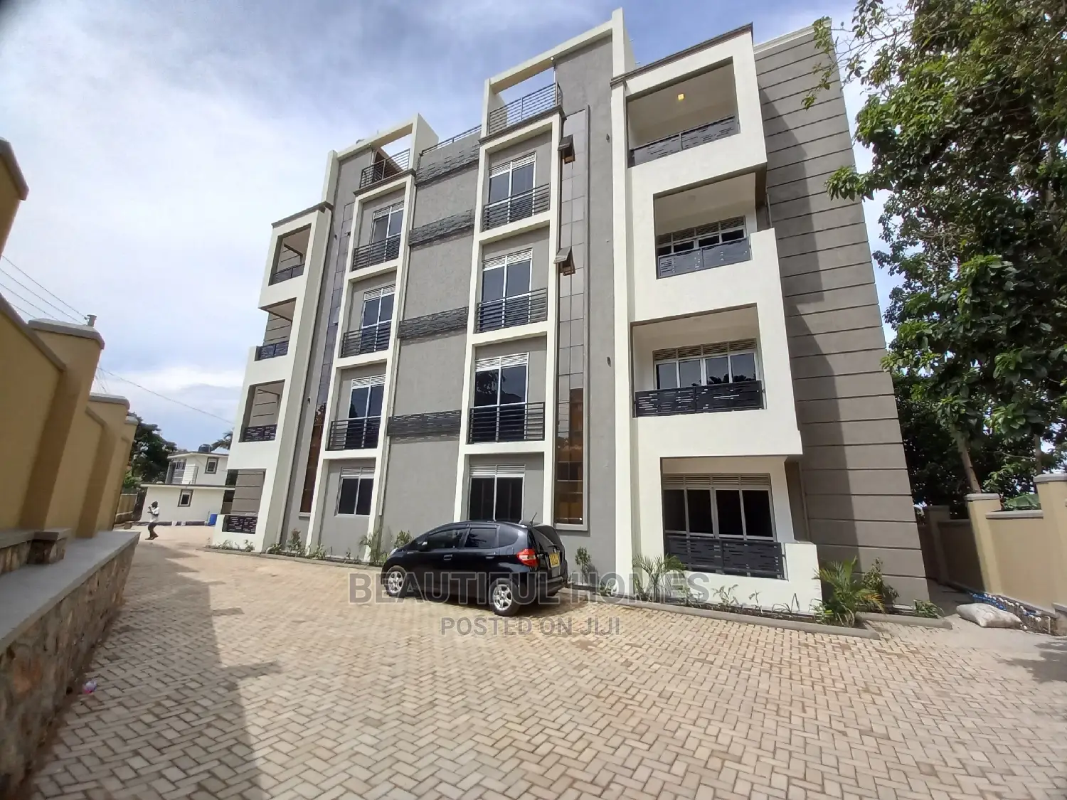 Furnished 2bdrm Block of Flats in Kisaasi, Nakawa for Sale in Nakawa