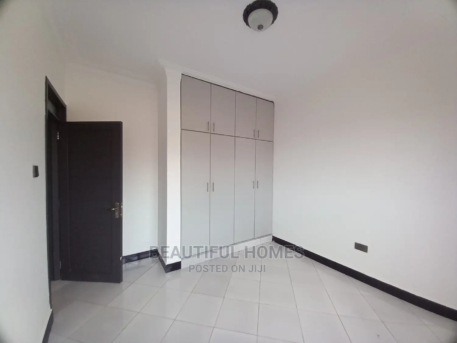 Furnished 2bdrm Block of Flats in Kisaasi, Nakawa for Sale in Nakawa