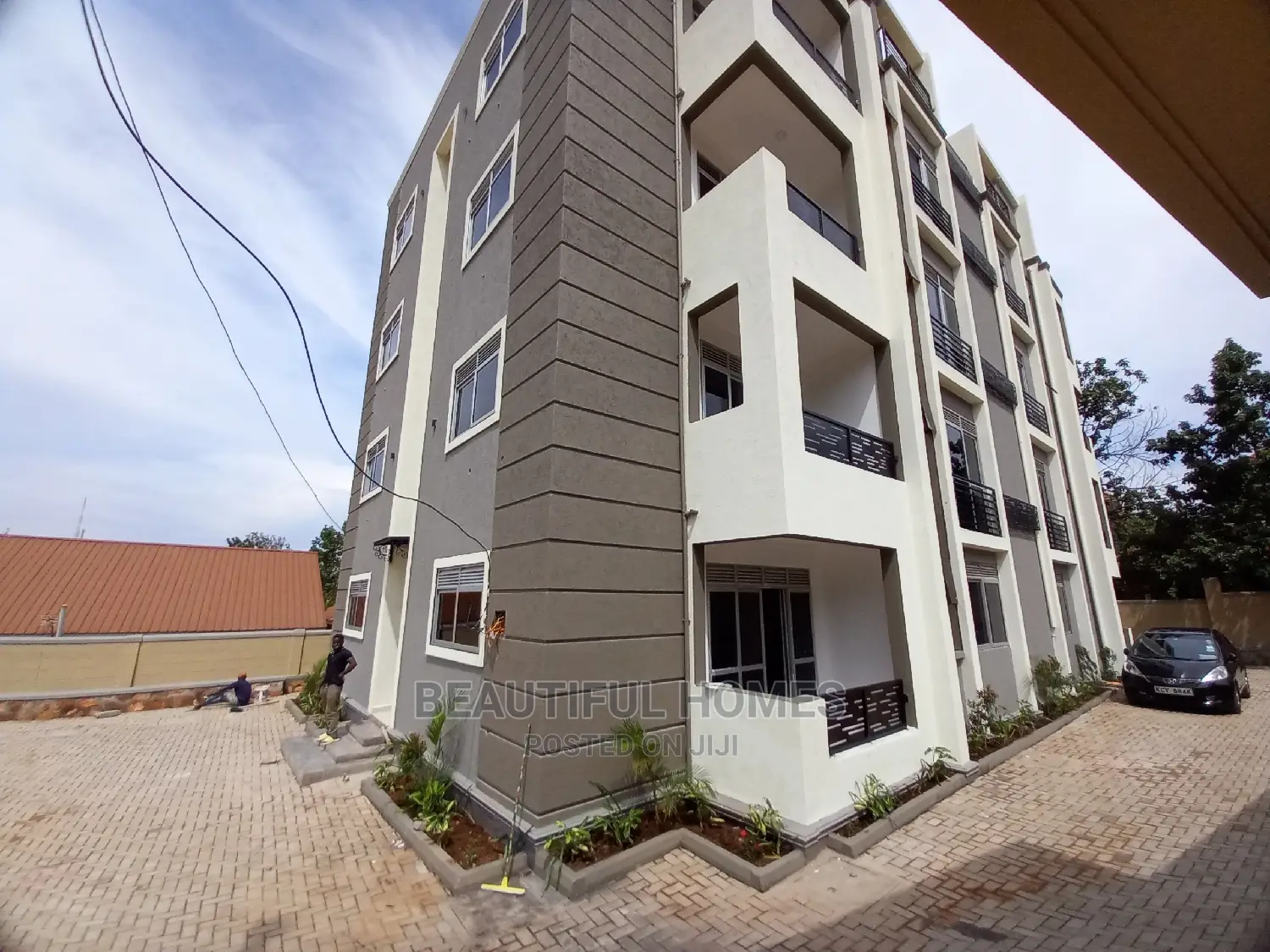 Furnished 2bdrm Block of Flats in Kisaasi Corporate, Central Division in Central Division
