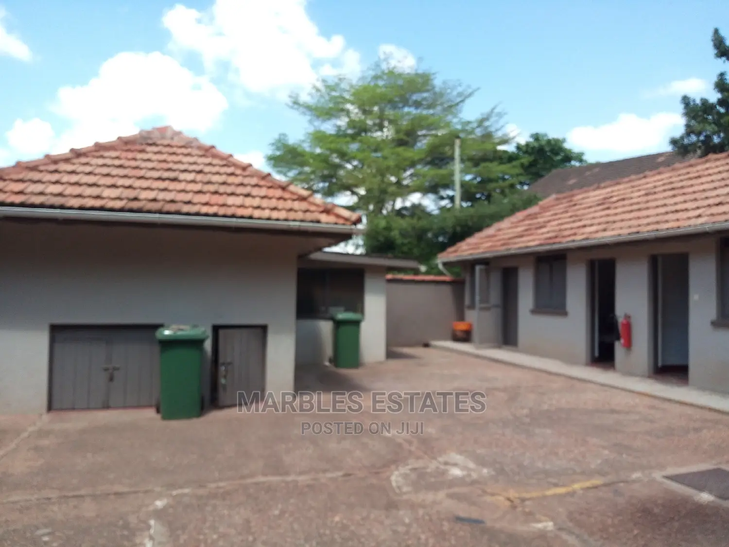 3bdrm Bungalow in Kololo, Central Division for Rent in Central Division