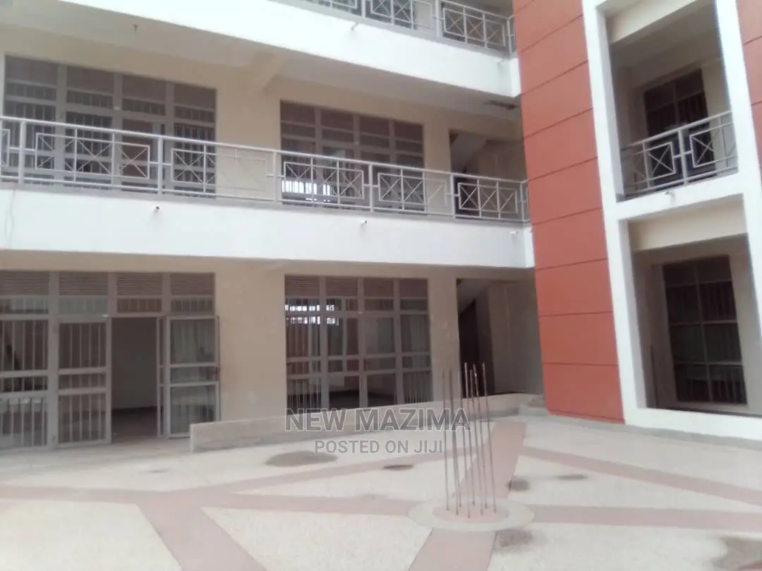 Brandnew Comercial Plaza With Strategic Shops 4rent in Katwe in Division A
