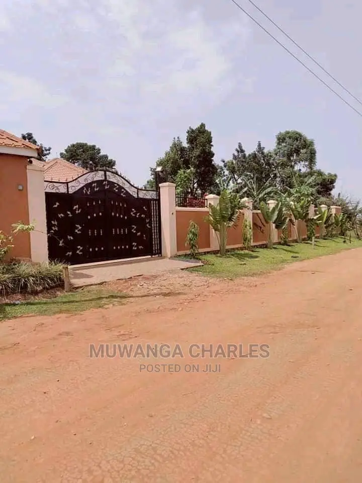 3bdrm House in Fs Properties Ltd, Central Division for Sale in Central Division