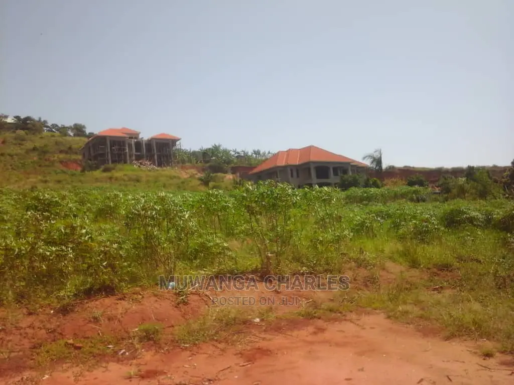 100by50ft Plot of Land for Sale in Nakwero in Central Division