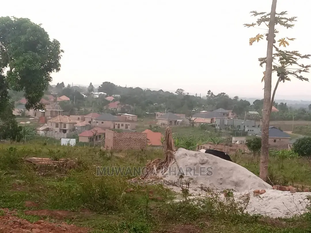 100by100ft for Sale in Kira in Central Division