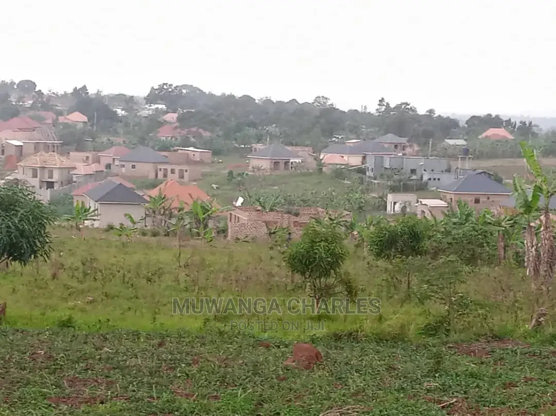 100by100ft for Sale in Kira in Central Division