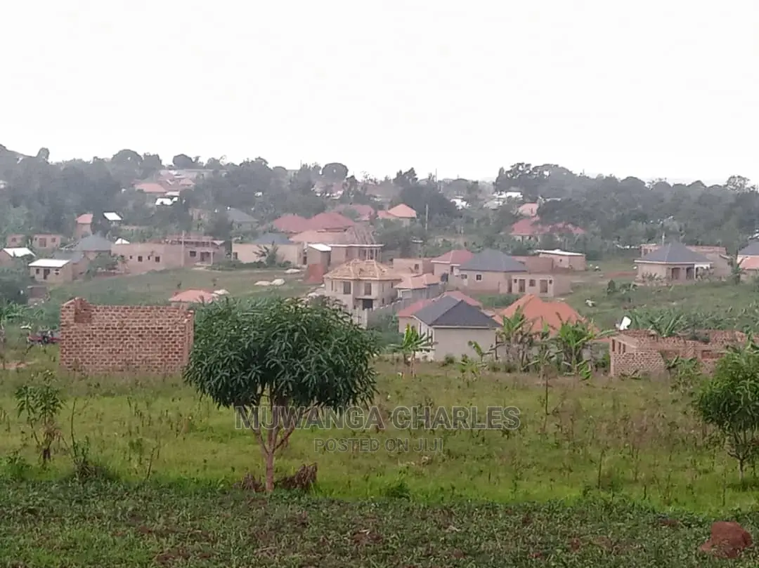 100by50ft for Sale in Kira Mulawa in Central Division