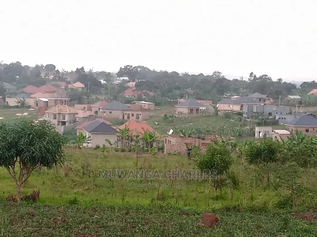 100by50ft for Sale in Kira Mulawa in Central Division
