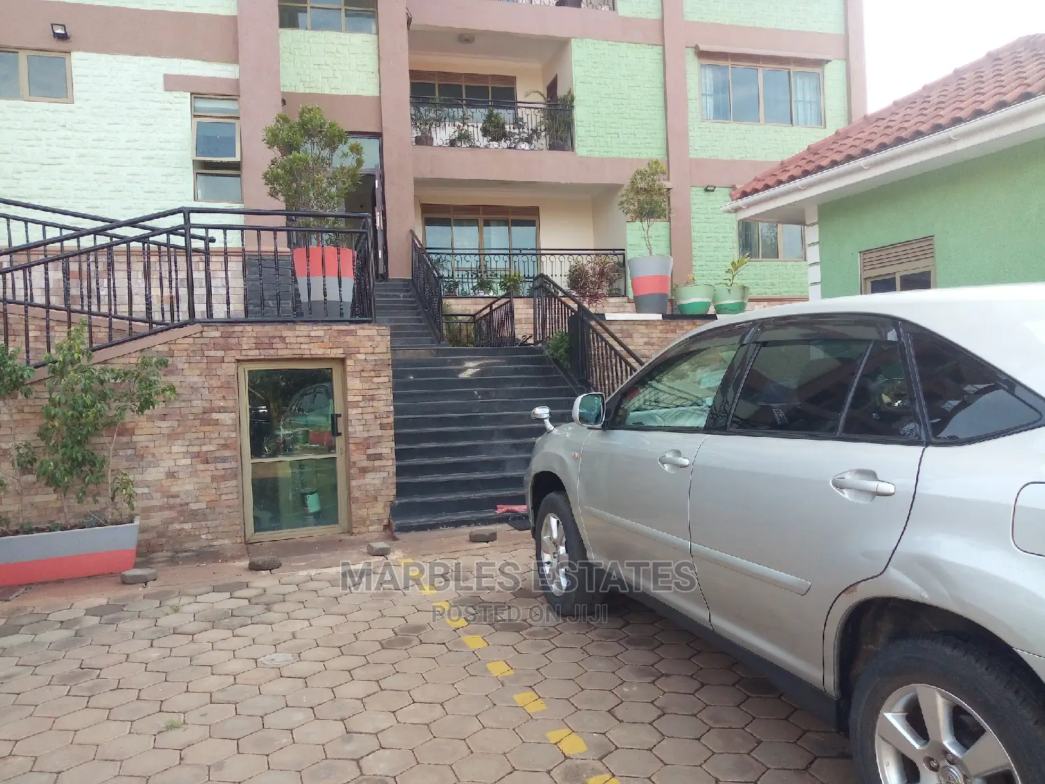 2bdrm Apartment in Muyenga, Central Division for Rent in Central Division