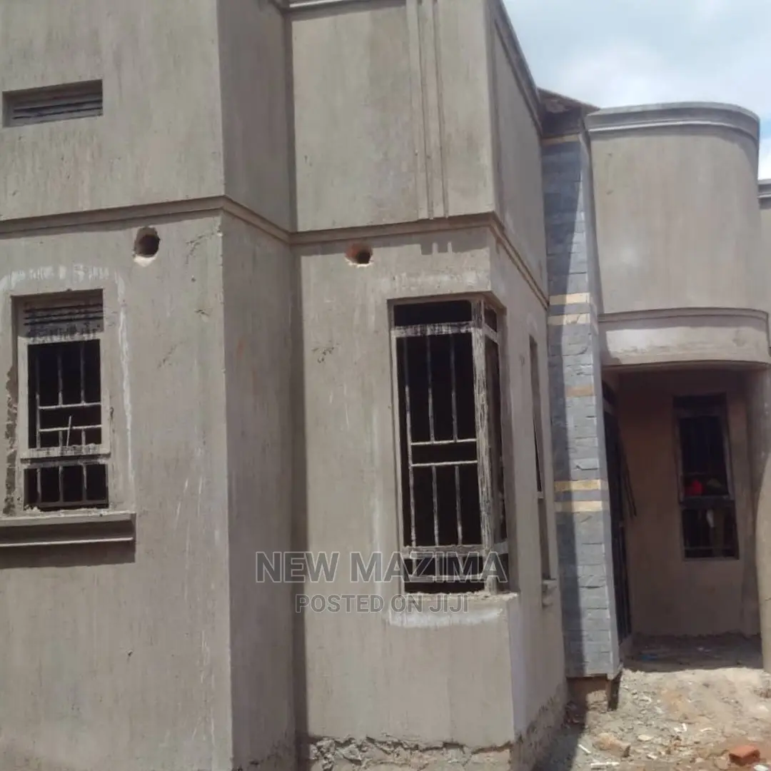 2bdrm House in Kawanda Kirinyabigo, Division a for Sale in Division A