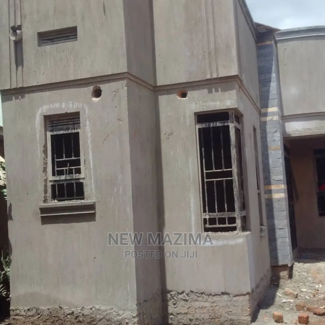 2bdrm House in Kawanda Kirinyabigo, Division a for Sale in Division A