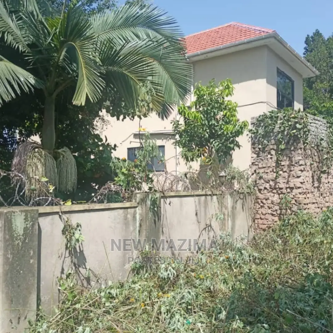 Very Prime 25 Decimals on Quicksale Heart of Muyenga Heights in Division A