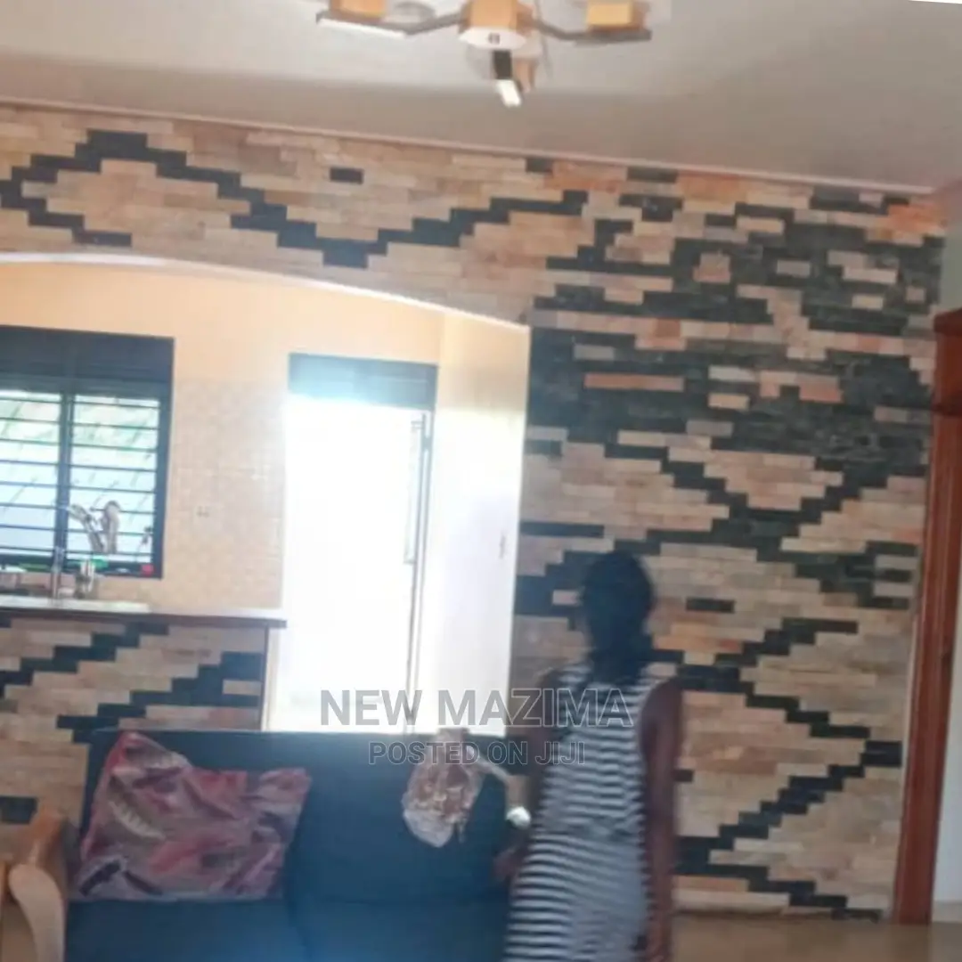 3bdrm Bungalow in Busabaala Town, Division A for sale in Division A