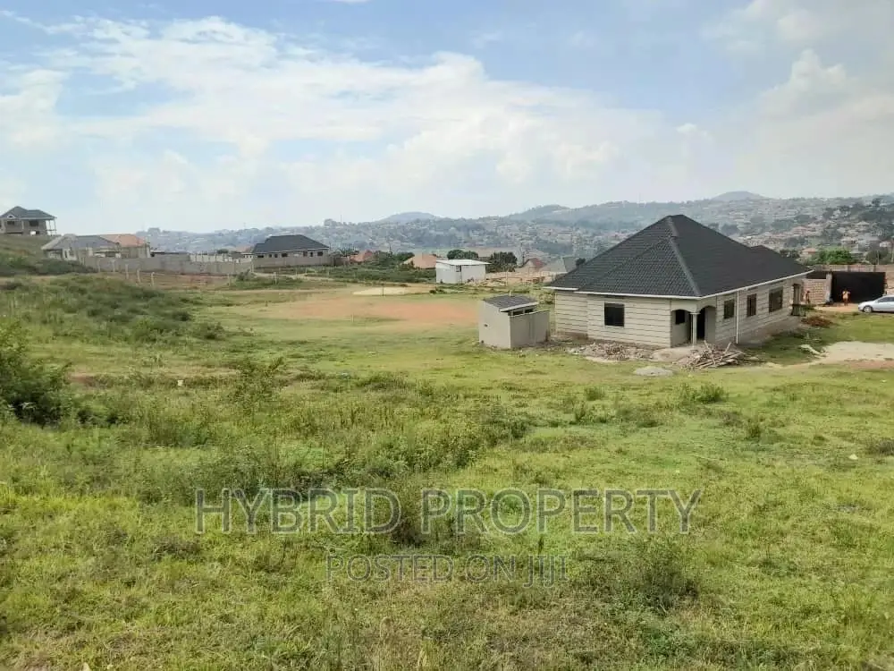 Plots for Sale at Nakabugo Hill View Estate~Mityana Road in Wakiso / Wakiso