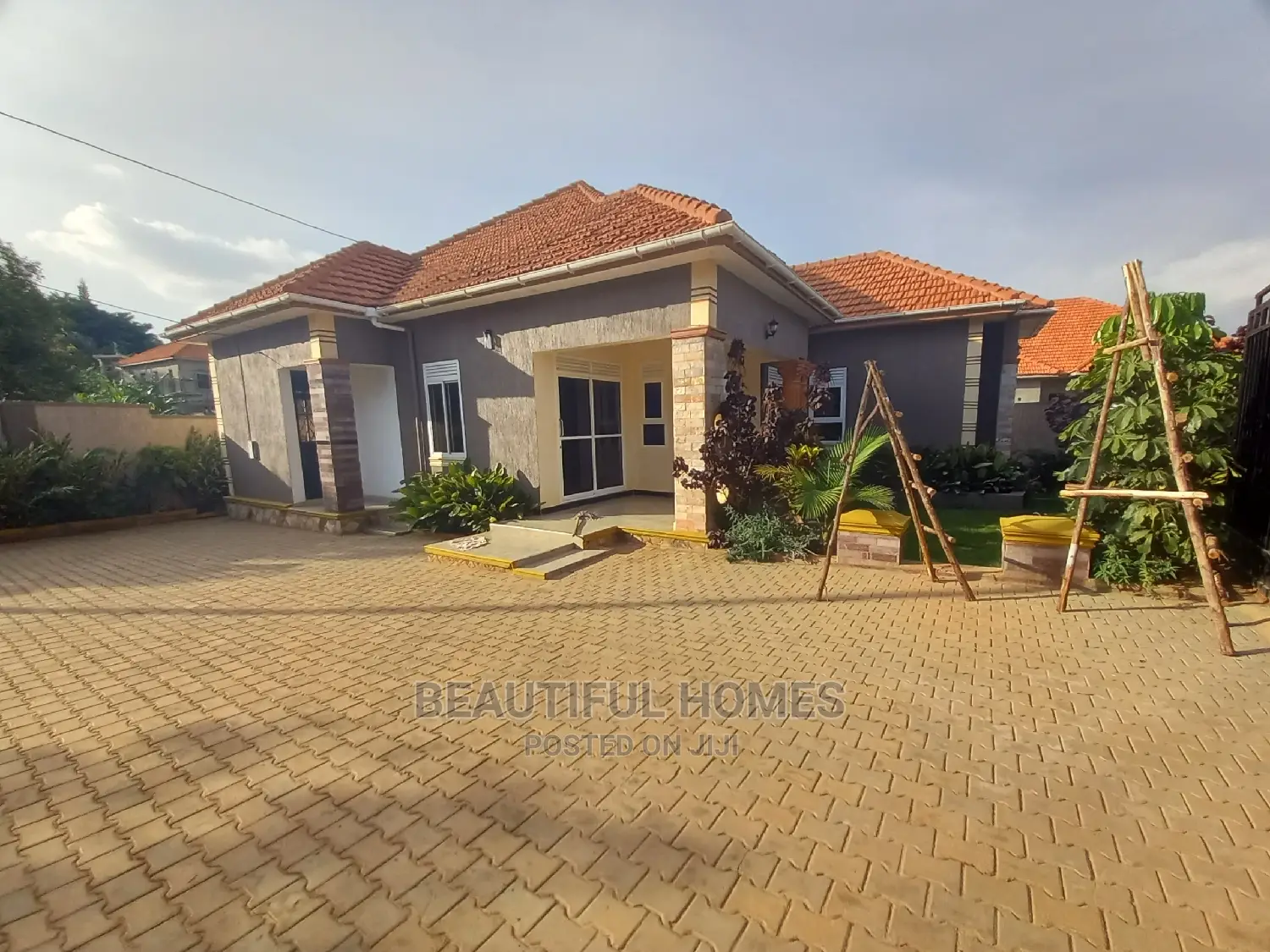 Furnished 4bdrm House in Kira for Sale in Kira