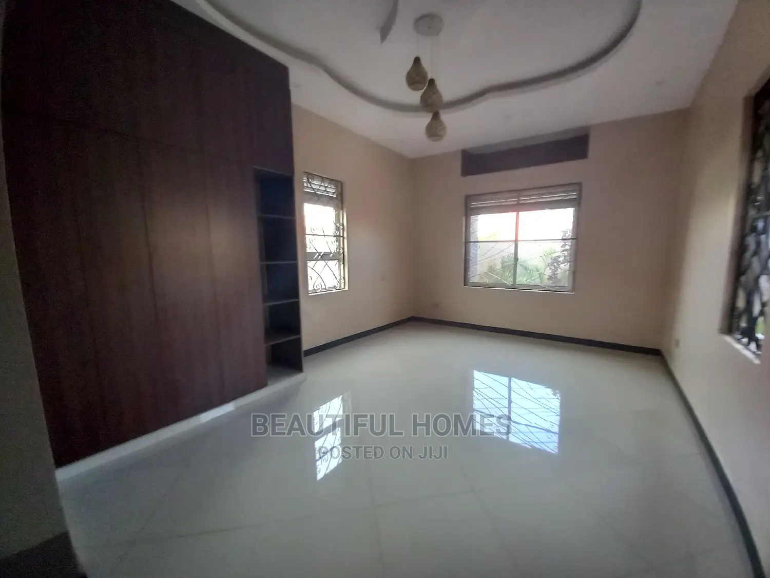 Furnished 4bdrm Bungalow in Kira Mamerito Road for Sale in Kira